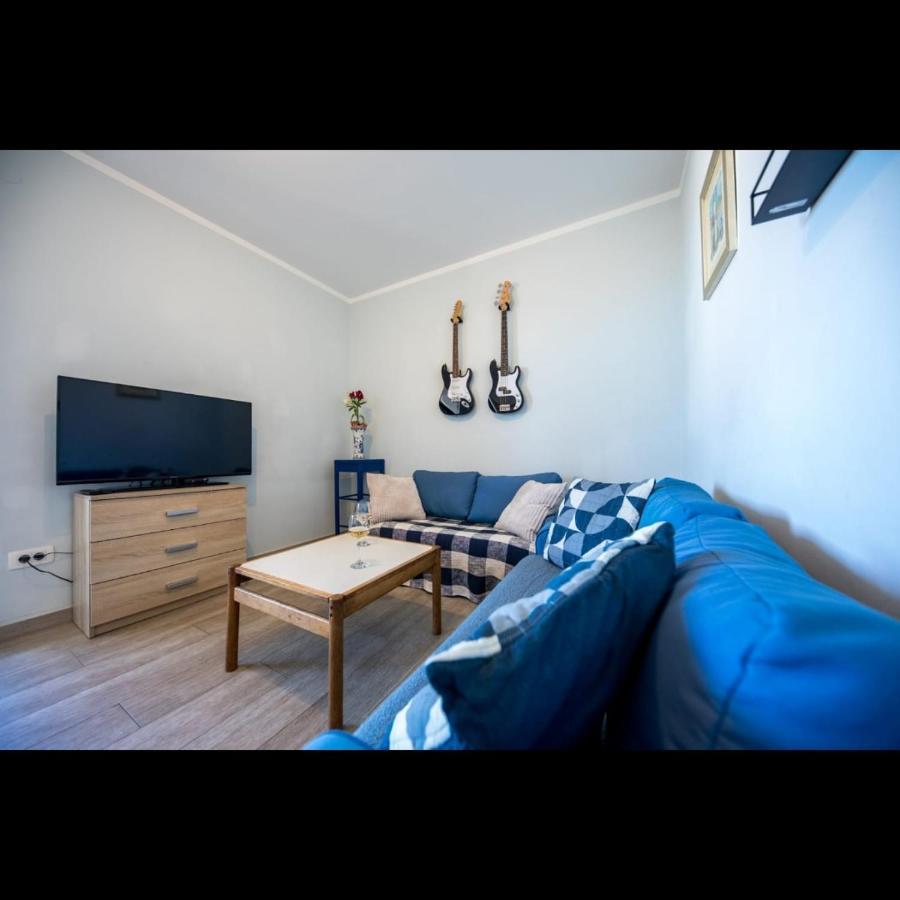 Megi Apartamento *